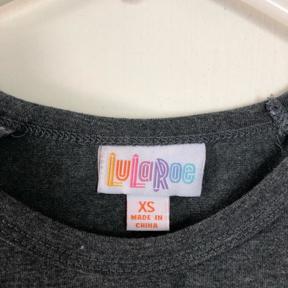 Lularoe quarter length sleeve T-shirt - Picture 2 of 4